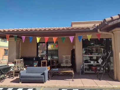 Paw Prints Thrift Shop